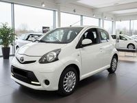 Usata Toyota Aygo 72 CV (52 kW) 2011 Bianco Utilitaria