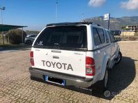 Usata Toyota HiLux 144 CV (105 kW) 2013 Bianco Pick-up