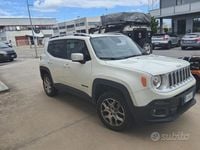 Usata Jeep Renegade Limited 140 CV (102 kW) 2016 Bianco SUV