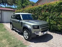 Usata Land Rover Defender SE 241 CV (177 kW) 2021 Verde SUV