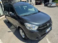 Usata Dacia Dokker Lauréate 102 CV (75 kW) 2017 Grigio Monovolume
