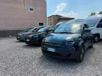 Usata Fiat 500e Icon 42 kW (58 CV) 2021 Bluazzurro Berlina