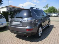 Usata Mitsubishi Outlander Instyle 156 CV (114 kW) 2011 Grigio SUV