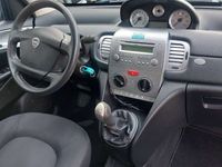 Usata Lancia Ypsilon 75 CV (55 kW) 2011 Nero Utilitaria