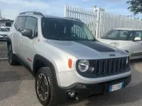 Usata Jeep Renegade Trailhawk 170 CV (125 kW) 2015 Grigio SUV