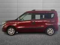 Usata Fiat Doblò Easy 120 CV (88 kW) 2019 Rosso Monovolume
