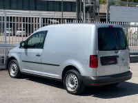Usata VW Caddy Trendline 84 CV (61 kW) 2018 Grigio Monovolume