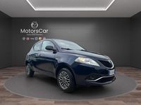 Usata Lancia Ypsilon 85 CV (62 kW) 2016 Blu/azzurro Utilitaria