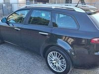 Second-hand Alfa Romeo 159 Distinctive 170 CP (125 kW) 2010 Negru Break