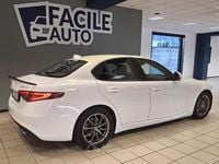 Usata Alfa Romeo Giulia Executive 190 CV (139 kW) 2020 Bianco Berlina