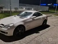 Usata Mercedes SLK200 2LOOK Edition 184 CV (135 kW) 2010 Bianco Cabrio