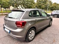 Usata VW Polo 90 CV (66 kW) 2019 Grigio Utilitaria
