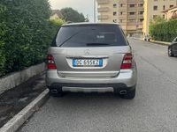 Usata Mercedes ML280 185 CV (136 kW) 2008 Grigio SUV