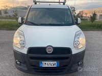 Usata Fiat Doblò 120 CV (88 kW) 2012 Monovolume