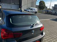 Usata BMW 118 Advantage 150 CV (110 kW) 2018 Grigio Utilitaria