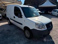 Käytetty Fiat Doblò Dynamic 85 HP (62 kW) 2006 Valkoinen Tila-auto