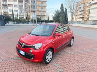 Usata Renault Twingo SE 69 CV (50 kW) 2018 Rosso Utilitaria