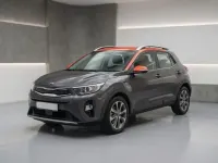 Usata Kia Stonic Style 99 CV (72 kW) 2019 Grigio SUV