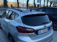 Usata Ford Fiesta Active 124 CV (91 kW) 2022 Argento Berlina