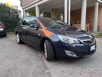 Usata Opel Astra 90 CV (66 kW) 2010 Blu Berlina