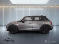 Usata Mini Cooper D Business 116 CV (85 kW) 2018 Grigio Utilitaria