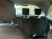 Usata Toyota Yaris 69 CV (50 kW) 2006 Nero Utilitaria