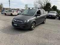 Usata Opel Meriva 120 CV (88 kW) 2012 Nero Monovolume