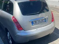 Usata Lancia Ypsilon 60 CV (44 kW) 2004 Grigio Utilitaria