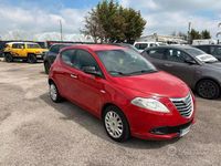 Usata Lancia Ypsilon 69 CV (50 kW) 2012 Rosso Utilitaria