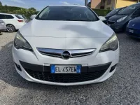 Usata Opel Astra GTC Cosmo 131 CV (96 kW) 2012 Other Berlina