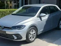 Usata VW Polo Style 95 CV (69 kW) 2025 Argento Utilitaria
