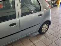 Usata Fiat Punto 60 CV (44 kW) 2002 Bluazzurro Utilitaria