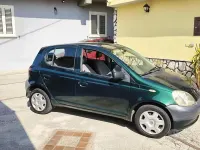 Usata Toyota Yaris 68 CV (50 kW) 2000 Verde Berlina