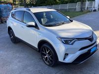 Usata Toyota RAV4 Hybrid Style 155 CV (114 kW) 2016 Bianco SUV