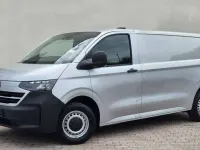 Usata VW T7 110 CV (80 kW) 2025 Argento Furgone
