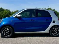 Usata Smart ForFour Passion 71 CV (52 kW) 2015 Blu Utilitaria