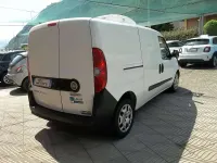 Usata Fiat Doblò Lounge 105 CV (77 kW) 2021 Bianco Monovolume