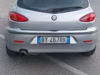 Usata Alfa Romeo 147 Progression 105 CV (77 kW) 2002 Utilitaria