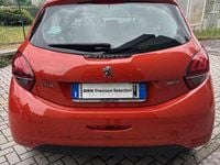 Usata Peugeot 208 Active 75 CV (55 kW) 2016 Arancione Utilitaria