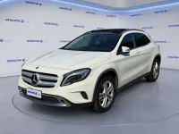 Usata Mercedes GLA200 136 CV (100 kW) 2016 Bianco calcite SUV