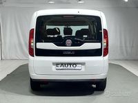 Usata Fiat Doblò Easy 95 CV (69 kW) 2015 Bianco Monovolume