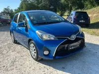 Begagnad Toyota Yaris Hybrid Active 73 HK (53 kW) 2015 Blå Sedan