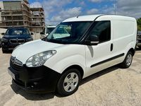Usata Opel Combo 95 CV (69 kW) 2016 Bianco Furgone