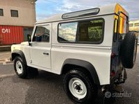 usata Land Rover Defender AUTOCARRO 2 POSTI