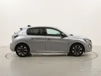 Usata Peugeot 208 Allure 101 CV (74 kW) 2025 Grigio Utilitaria