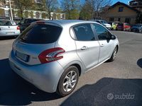 Usata Peugeot 208 82 CV (60 kW) 2012 Grigio Utilitaria