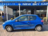 Usata Peugeot 206 59 CV (43 kW) 2000 Blu Berlina