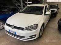 Usata VW Golf VII Highline 105 CV (77 kW) 2014 Bianco pastello Station wagon