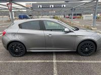 Usata Alfa Romeo Giulietta Distinctive 120 CV (88 kW) 2011 Grigio Berlina