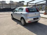 Usata Fiat Punto Street 70 CV (51 kW) 2018 Gray Utilitaria